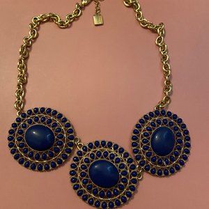 Statement necklace